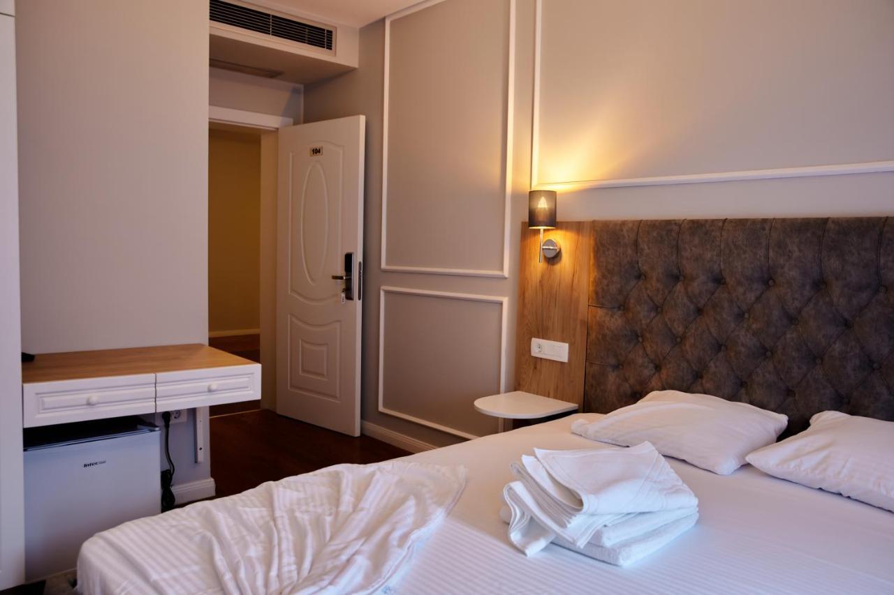 Amico Hotel Pristina Eksteriør bilde