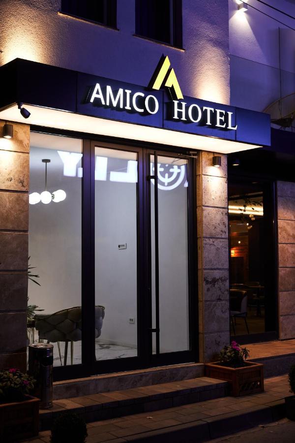 Amico Hotel Pristina Eksteriør bilde