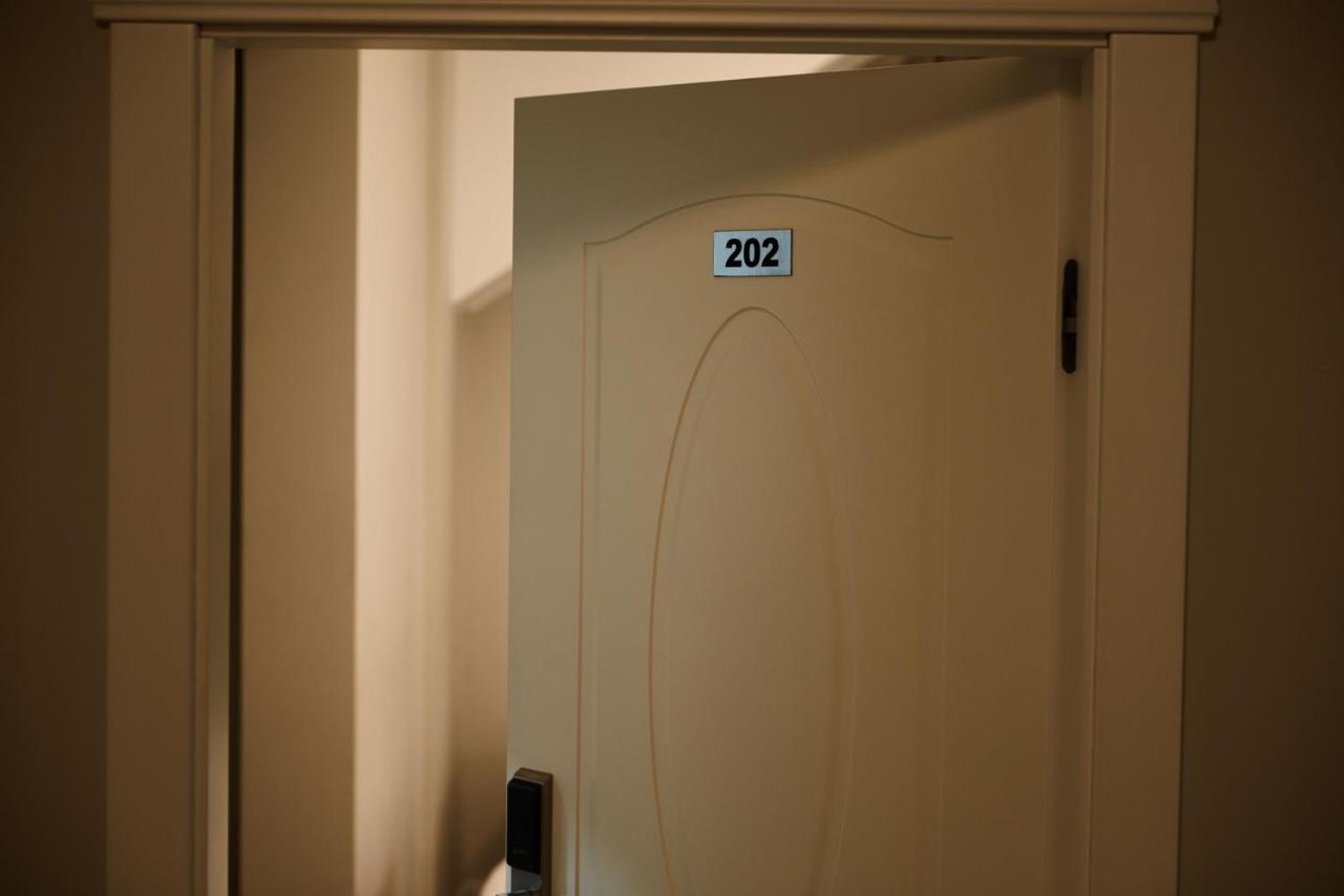 Amico Hotel Pristina Eksteriør bilde