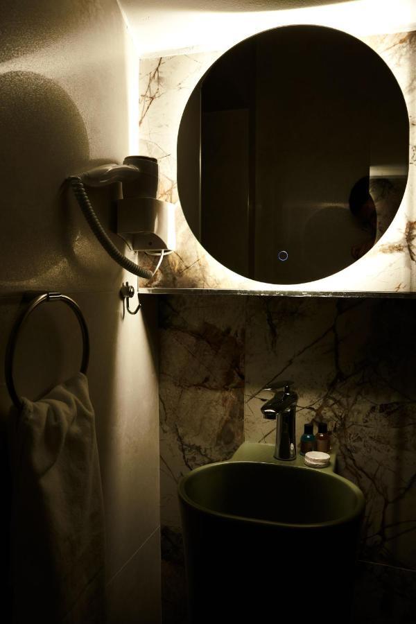 Amico Hotel Pristina Eksteriør bilde