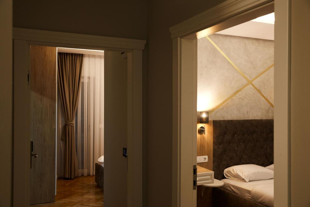 Amico Hotel Pristina Eksteriør bilde