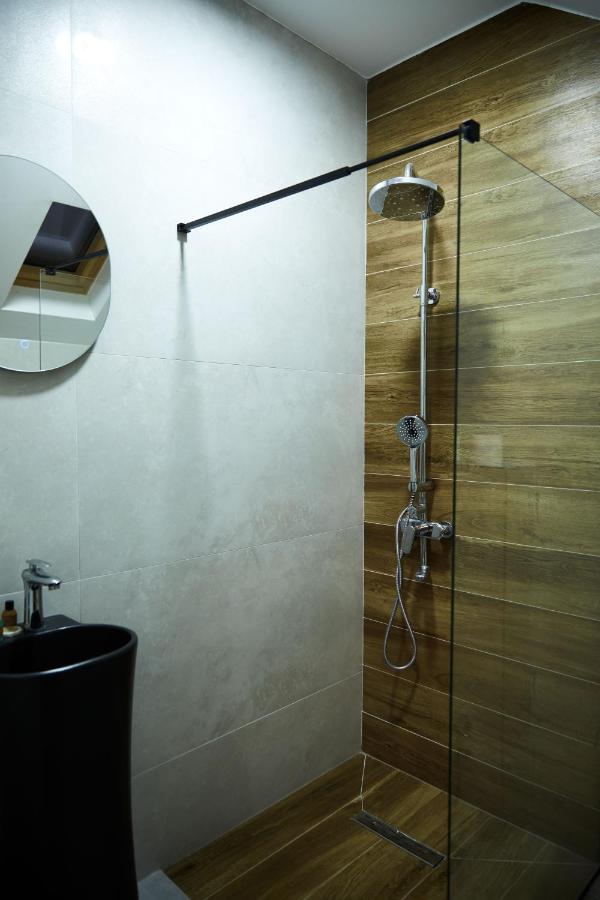 Amico Hotel Pristina Eksteriør bilde